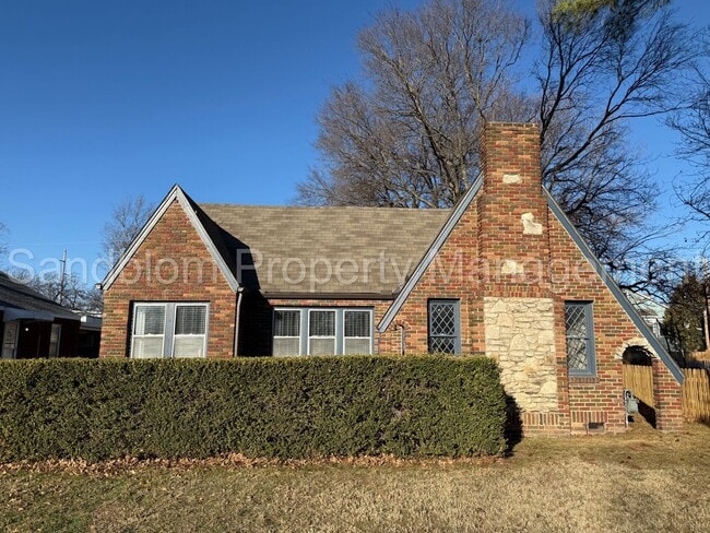 property at 1212 S Allegheny Ave