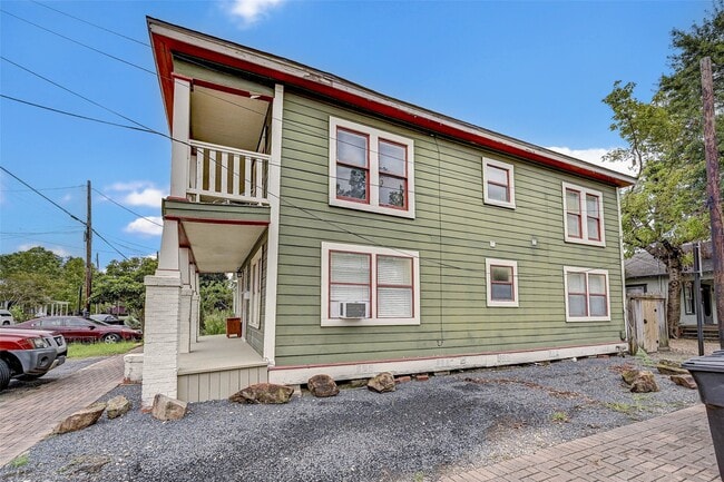 property at 2202 Kane St