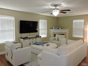 3885 Weatherstone Cir in Pensacola, FL - Building Photo - Building Photo