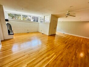 6 Cushing Rd in Marblehead, MA - Building Photo - Building Photo