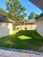 2338 Brookdale Dr in Humble, TX - Building Photo - Building Photo