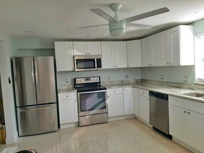 1514 61st St S in Gulfport, FL - Building Photo - Building Photo