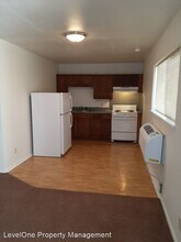 711 S Austin Ave in Tulia, TX - Building Photo - Building Photo