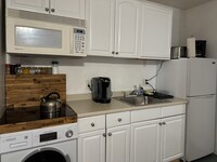 318 Tappan St, Unit A in Brookline, MA - Building Photo - Building Photo