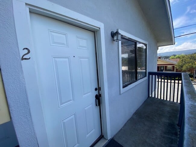 1102 Sixth St in Monterey, CA - Building Photo - Building Photo
