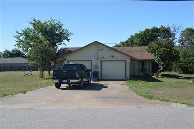 property at 104 Kristi Ln