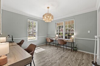 31 Treescape Cir in The Woodlands, TX - Foto de edificio - Building Photo