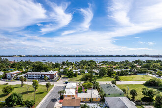 1001 S Federal Hwy in Lake Worth, FL - Building Photo - Building Photo