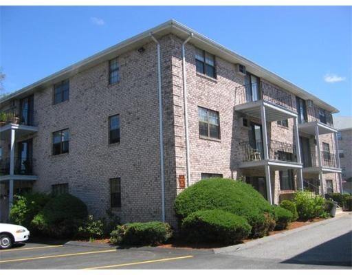 property at 14 Kenmar Dr