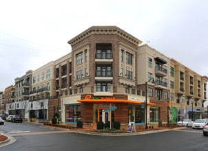 Haven At Avalon in Alpharetta, GA - Foto de edificio - Building Photo