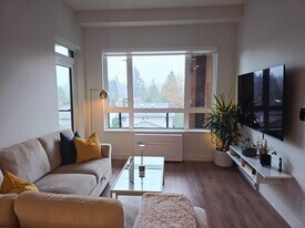 741 Anskar Crt in Coquitlam, BC - Building Photo