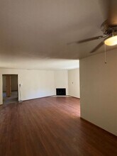 6137 Madison Ave in Carmichael, CA - Building Photo - Building Photo