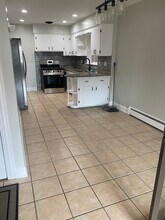 5530 N Mango Ave in Chicago, IL - Building Photo - Building Photo
