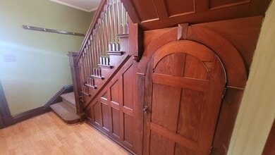 1822 Charles St in Rockford, IL - Foto de edificio - Building Photo