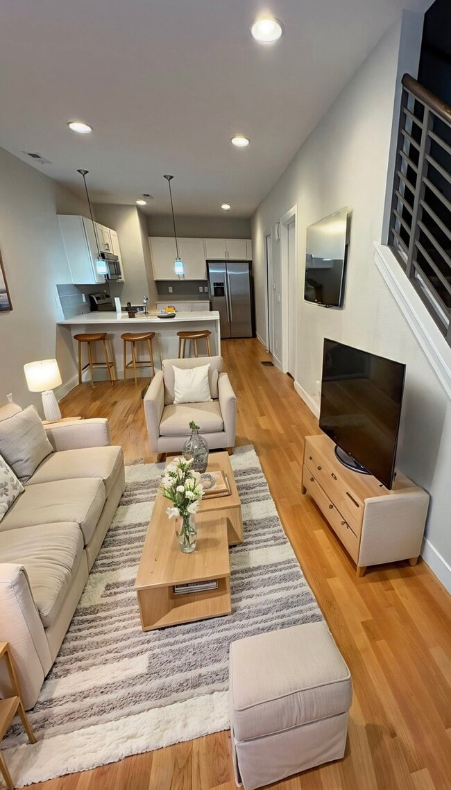 property at 2120 Decatur St