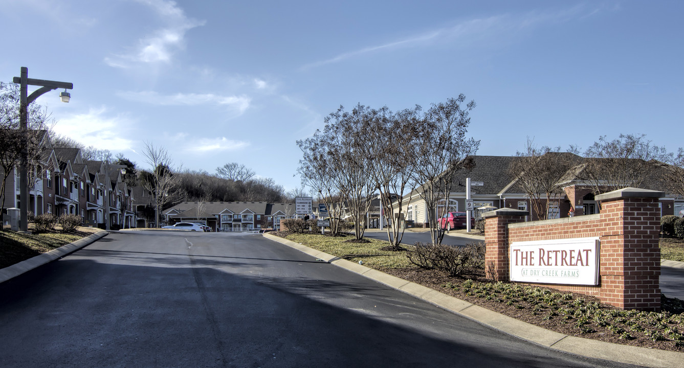 The Retreat at Dry Creek Farms in Goodlettsville, TN - Building Photo