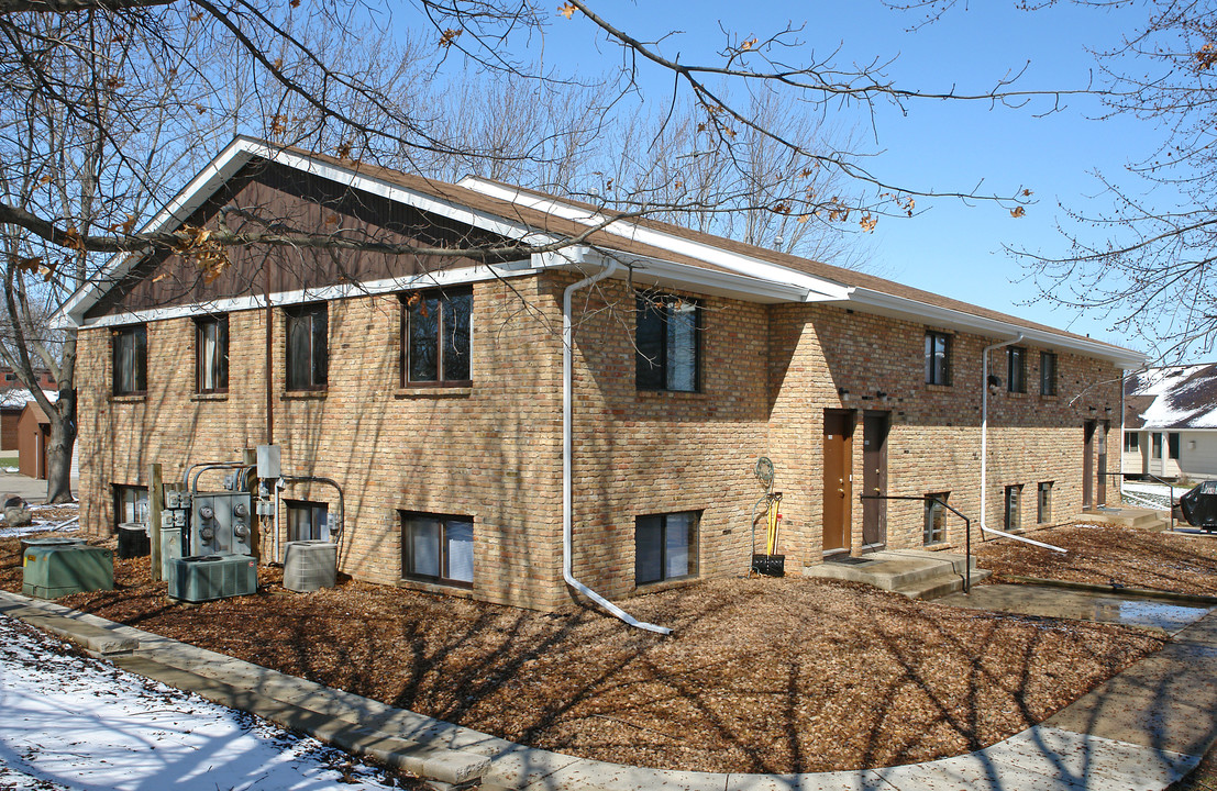 1800-1814 Coolidge Ct in Northfield, MN - Foto de edificio