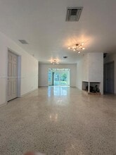 4449 SW 35th Ave in Fort Lauderdale, FL - Building Photo - Building Photo