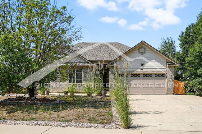 property at 205 Hawthorn St