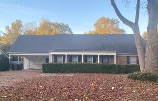 5838 Baird Dr in Memphis, TN - Building Photo
