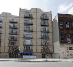 Williamsburg Mews in Brooklyn, NY - Building Photo - Building Photo