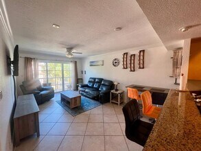 1515 E Broward Blvd in Fort Lauderdale, FL - Foto de edificio - Building Photo