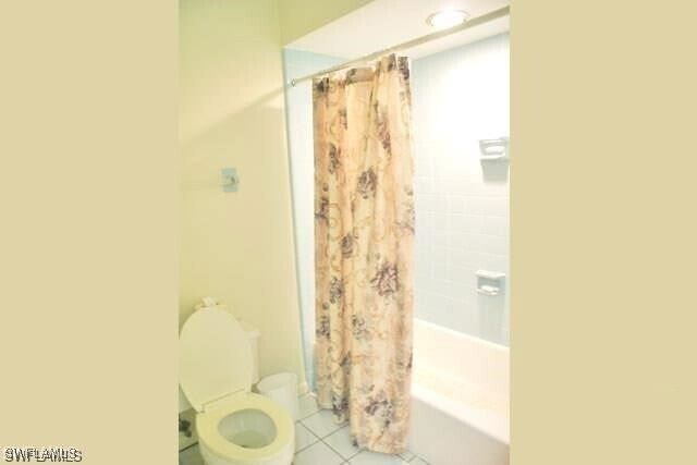 property at 320 Gulf Shore Blvd S