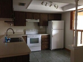 2195 Bancroft Pl in Palm Harbor, FL - Building Photo - Building Photo