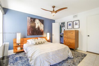 2796 S University Dr in Davie, FL - Building Photo - Building Photo