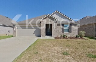 115 ORTHELLO COURT in Lafayette, LA - Building Photo