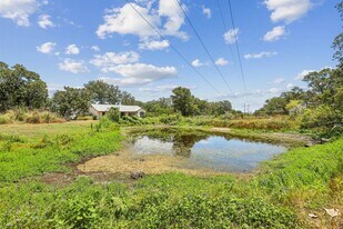 286 Simpson Ave in Cedar Creek, TX - Building Photo
