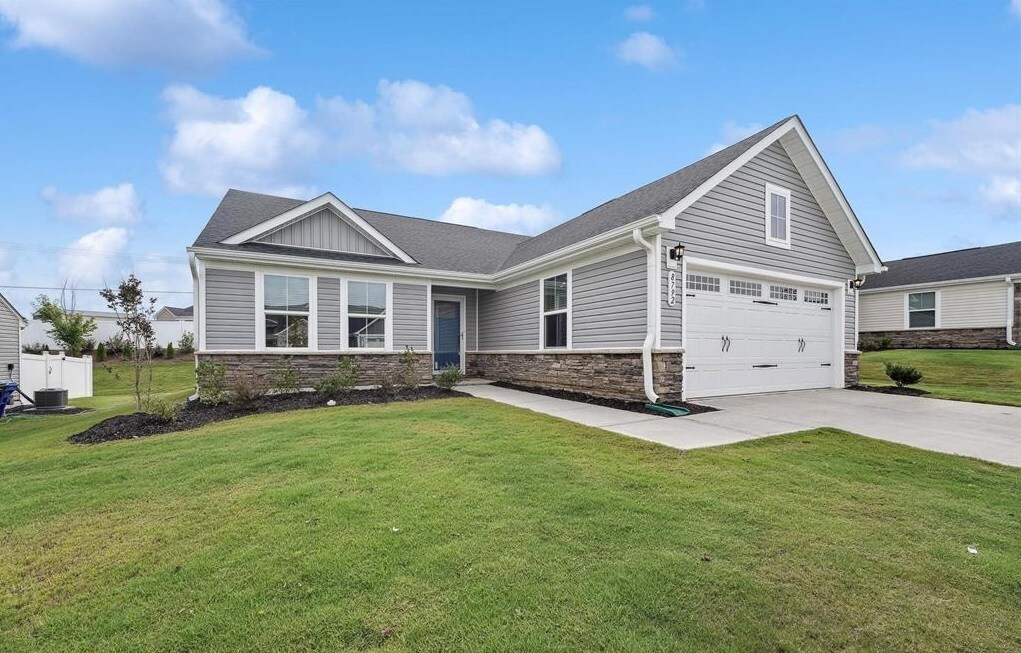 8792 Kenridge Ln in Fuquay Varina, NC - Building Photo