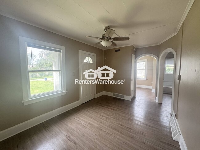 1685 Northwest Dr in Des Moines, IA - Building Photo - Building Photo