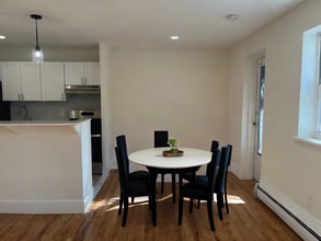 43 Cottage Street South Orange NJ in South Orange, NJ - Foto de edificio - Building Photo