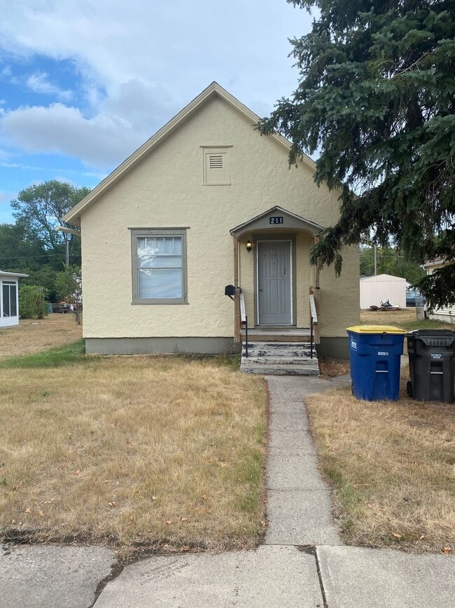property at 211 5th Ave SE