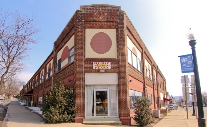 300-324 E 2nd St in Bloomsburg, PA - Building Photo