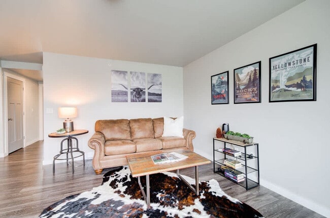 360 Enterprise Blvd in Bozeman, MT - Foto de edificio - Building Photo