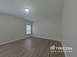 5101 Stone Park Dr in Charlotte, NC - Building Photo - Building Photo