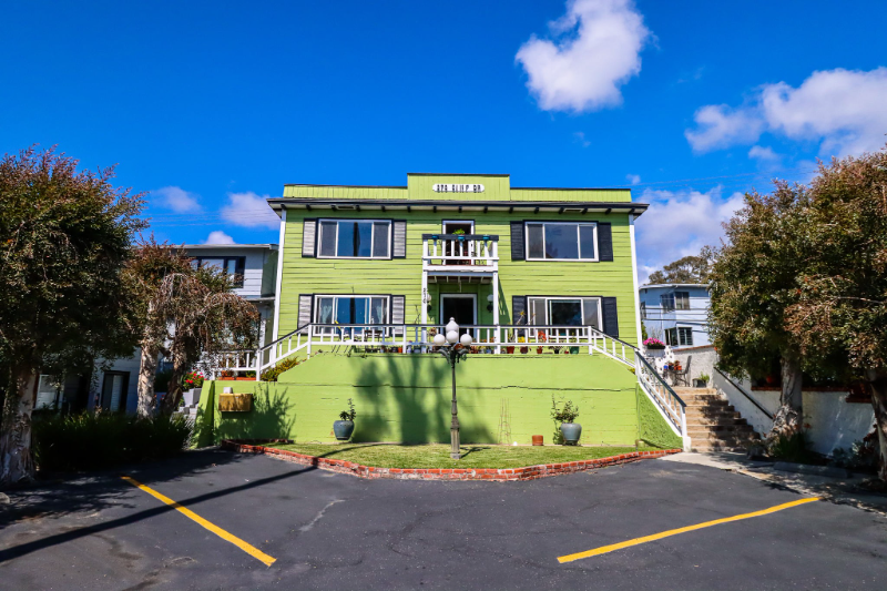 270 Cliff Dr in Laguna Beach, CA - Building Photo