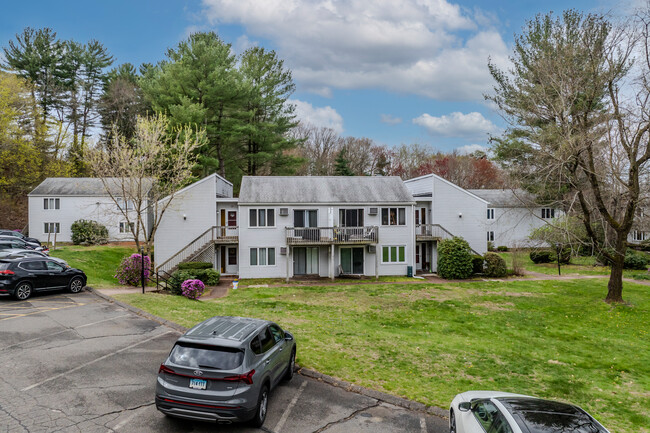 Townhouse Three Condominiums in Vernon Rockville, CT - Building Photo - Building Photo