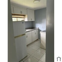 1515 15th St W in Bradenton, FL - Building Photo