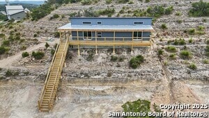 property at 462 Ledgeview Dr