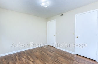 112 S Ridge Dr in Woodbury, TN - Building Photo - Building Photo