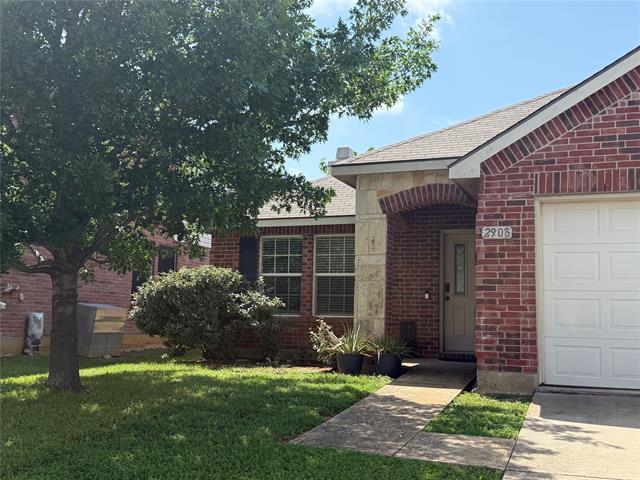 property at 2908 Desert Dr