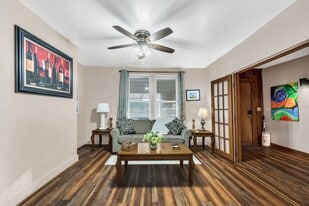 2610 Couchville Pike in Nashville, TN - Building Photo