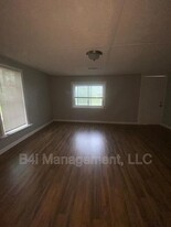 313 McCall St in Lagrange, GA - Building Photo - Building Photo