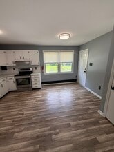 131 E High St, Unit A in Clayton, NJ - Building Photo - Building Photo