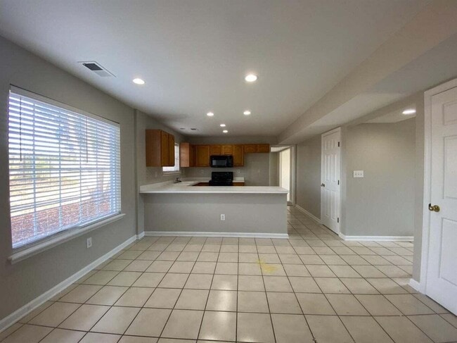 2052 Blackhorse Ln in Lexington, KY - Building Photo - Building Photo
