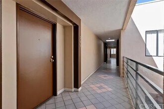 7826 Topanga Canyon Blvd in Canoga Park, CA - Building Photo - Building Photo