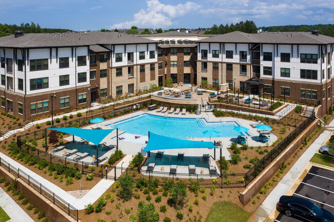 The Edison Sugarloaf Apartments in Lawrenceville, GA - Foto de edificio - Building Photo